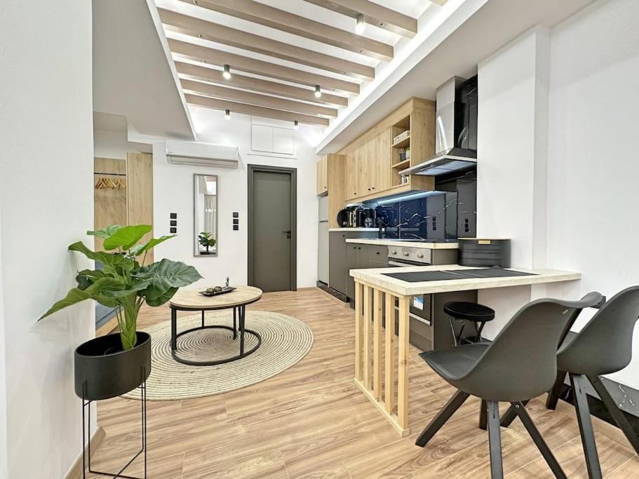 Oasis Luxury Apartments Erétria Exterior photo
