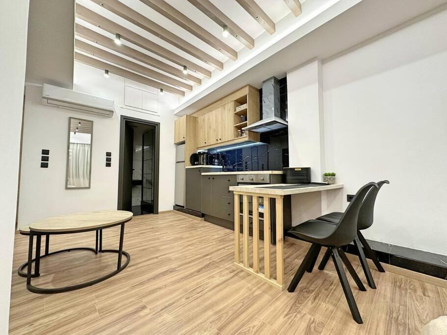 Oasis Luxury Apartments Erétria Exterior photo