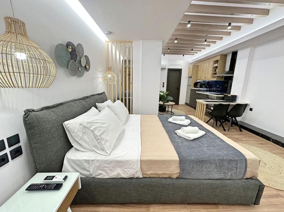 Oasis Luxury Apartments Erétria Exterior photo